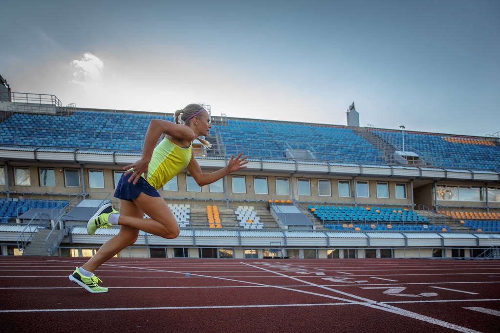 申花vs南通首发：4外援PK3外援 马莱莱吴曦先发