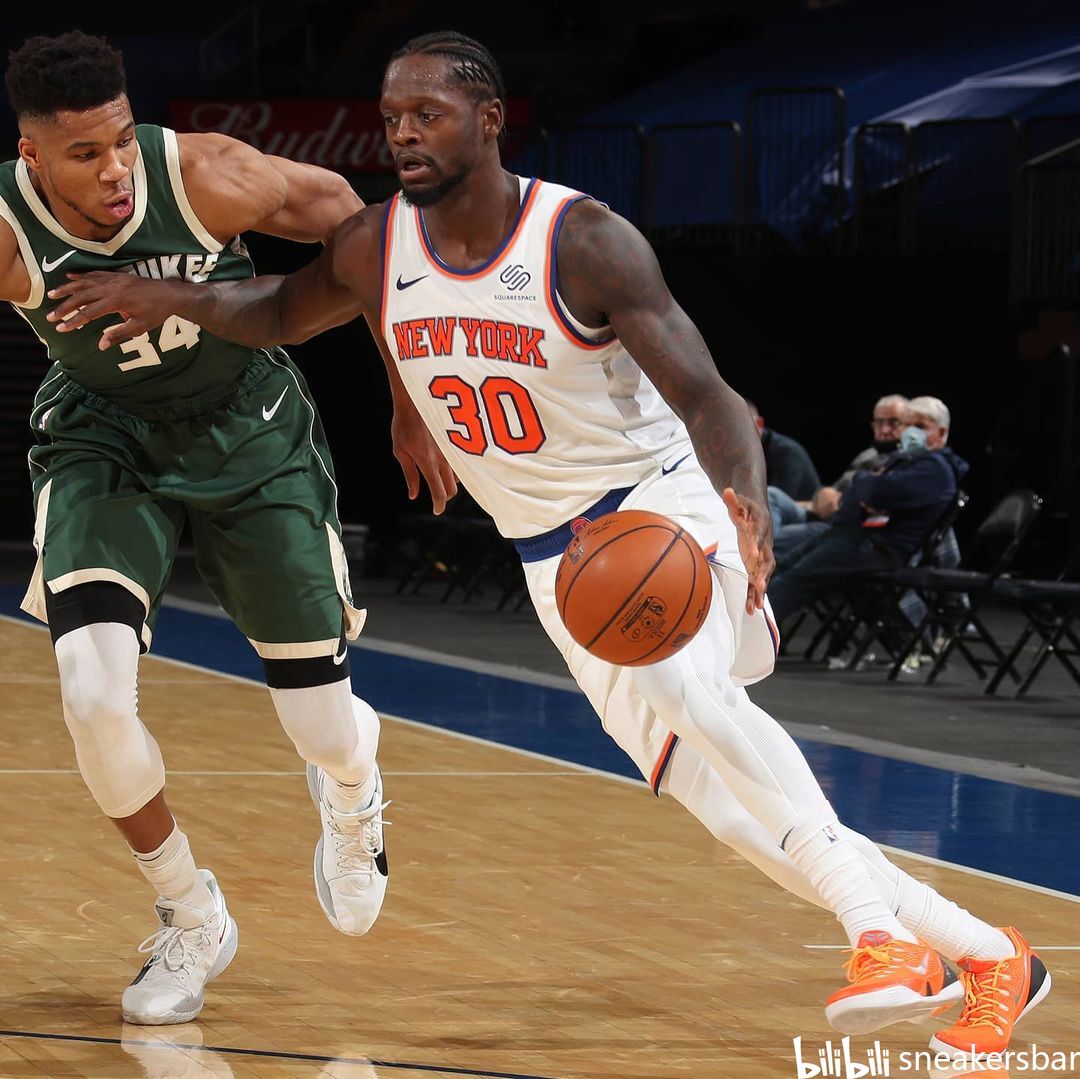 世体记者：弗里克成功应对初期挑战；奥尔莫用实际表现打消质疑