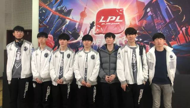 但他作为N 但他作为N